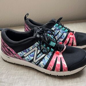 NEW BALANCE Women's Graphic Cross Training Sneakers